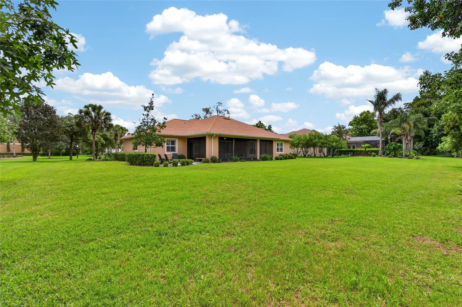 6 SCARLET OAK CIR