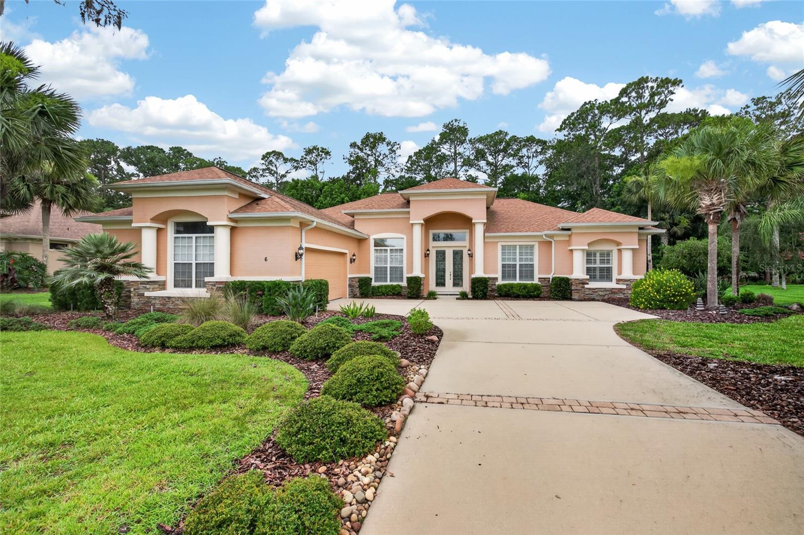 6 SCARLET OAK CIR