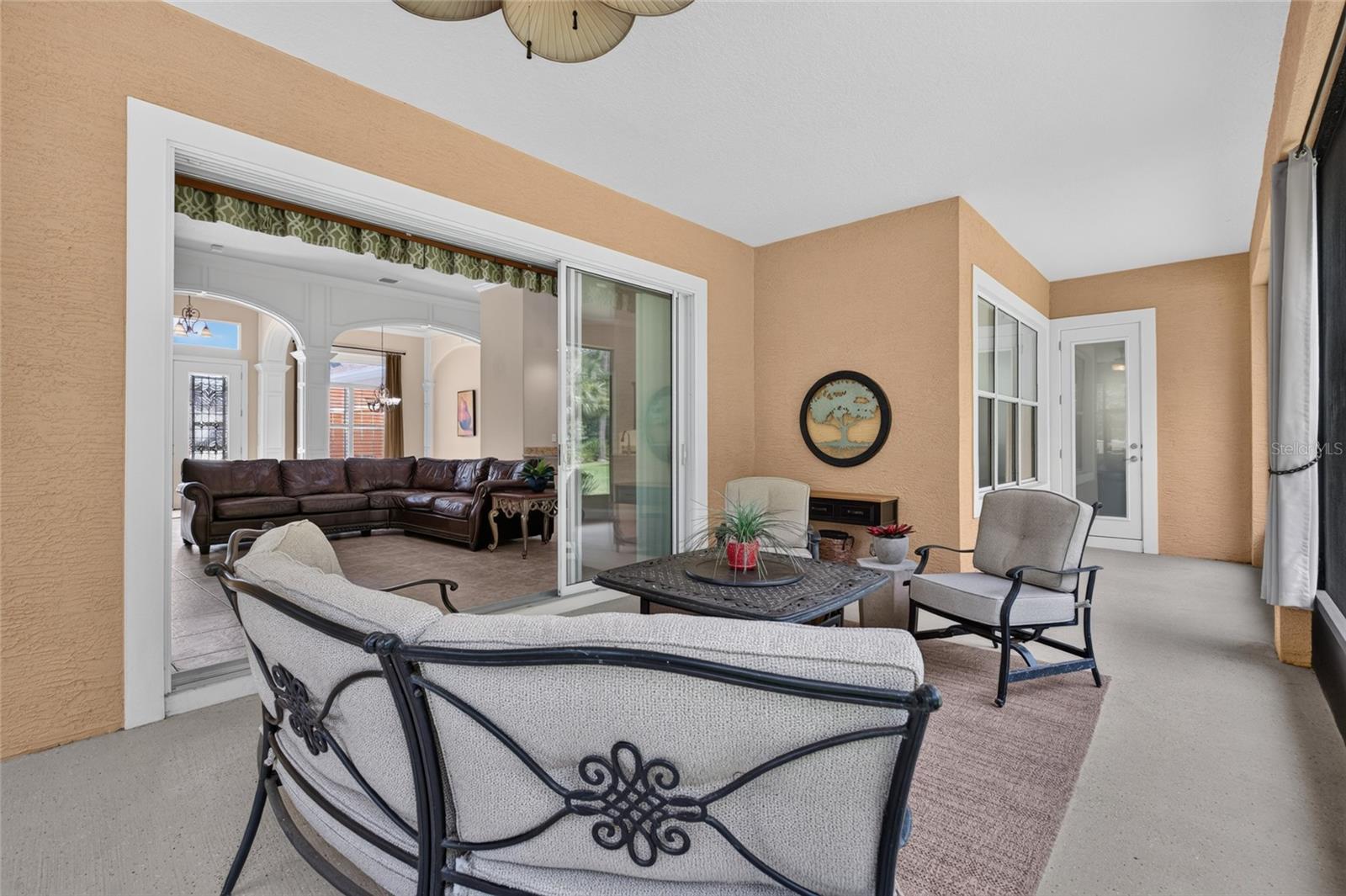 6 SCARLET OAK CIR