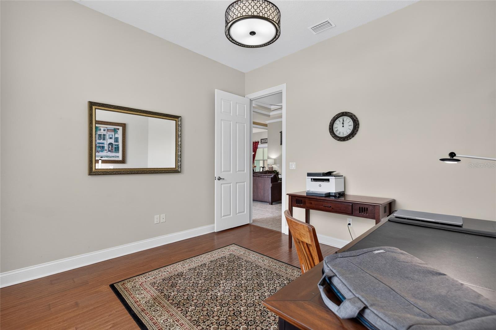 6 SCARLET OAK CIR