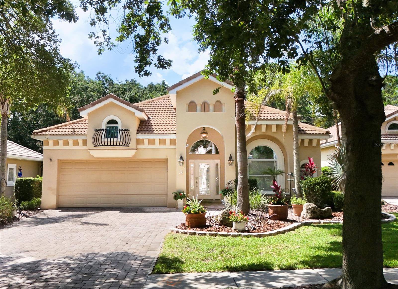 3 VILLAGE VIEW DR