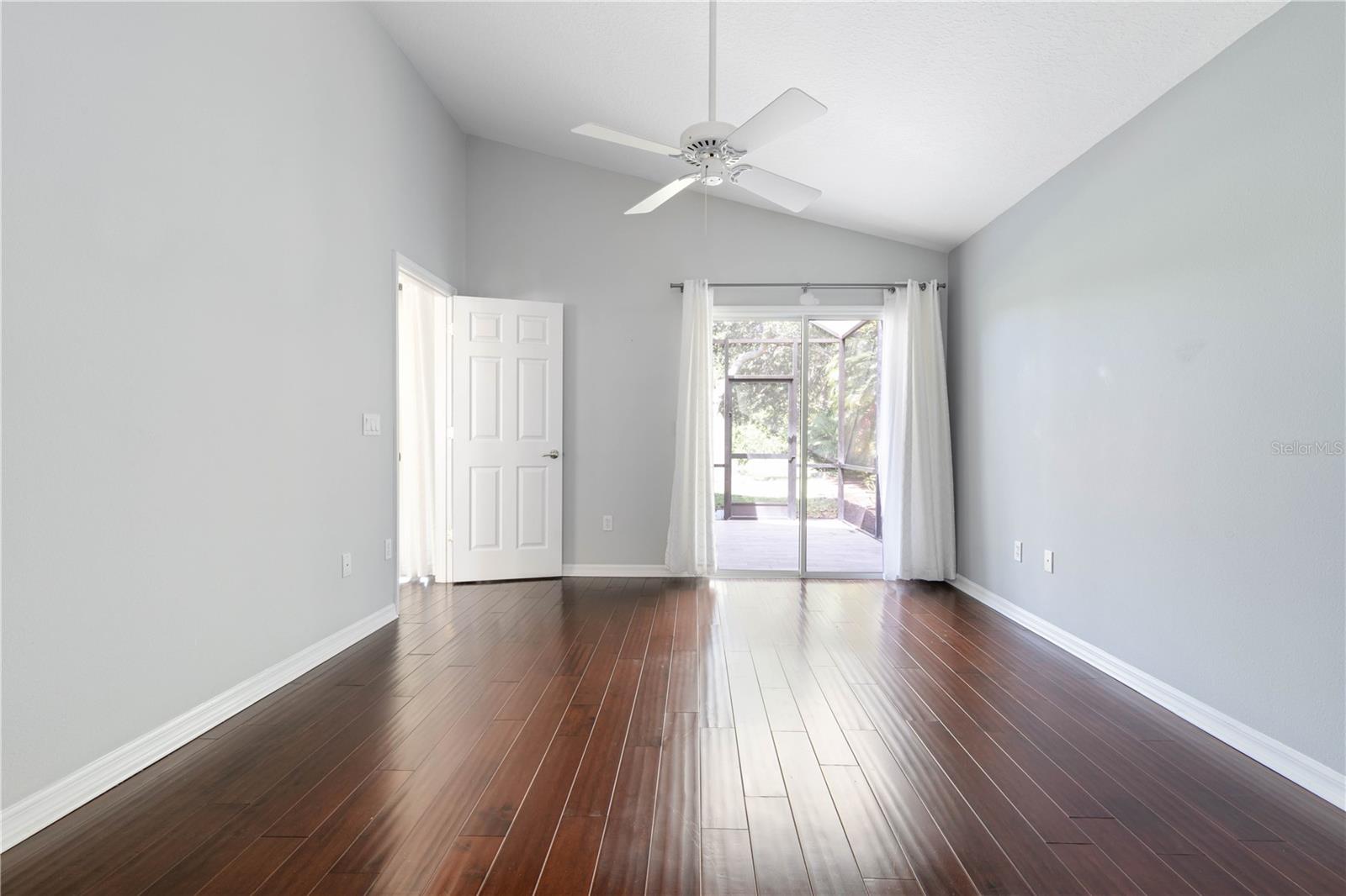 15 TANGLEWOOD CT