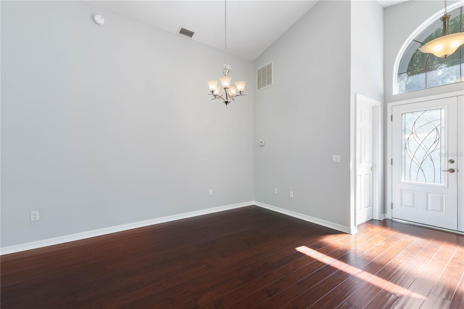 15 TANGLEWOOD CT