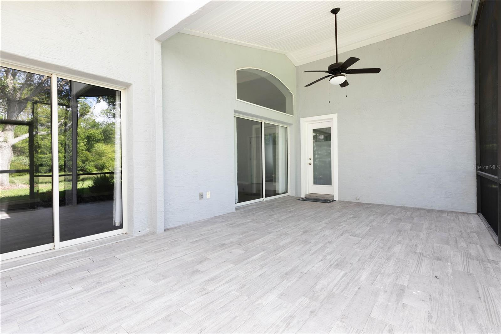 15 TANGLEWOOD CT