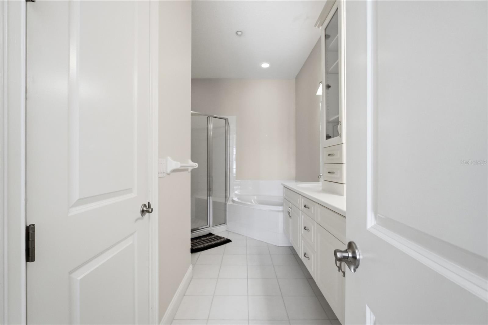 29 NORTHSHORE AVE