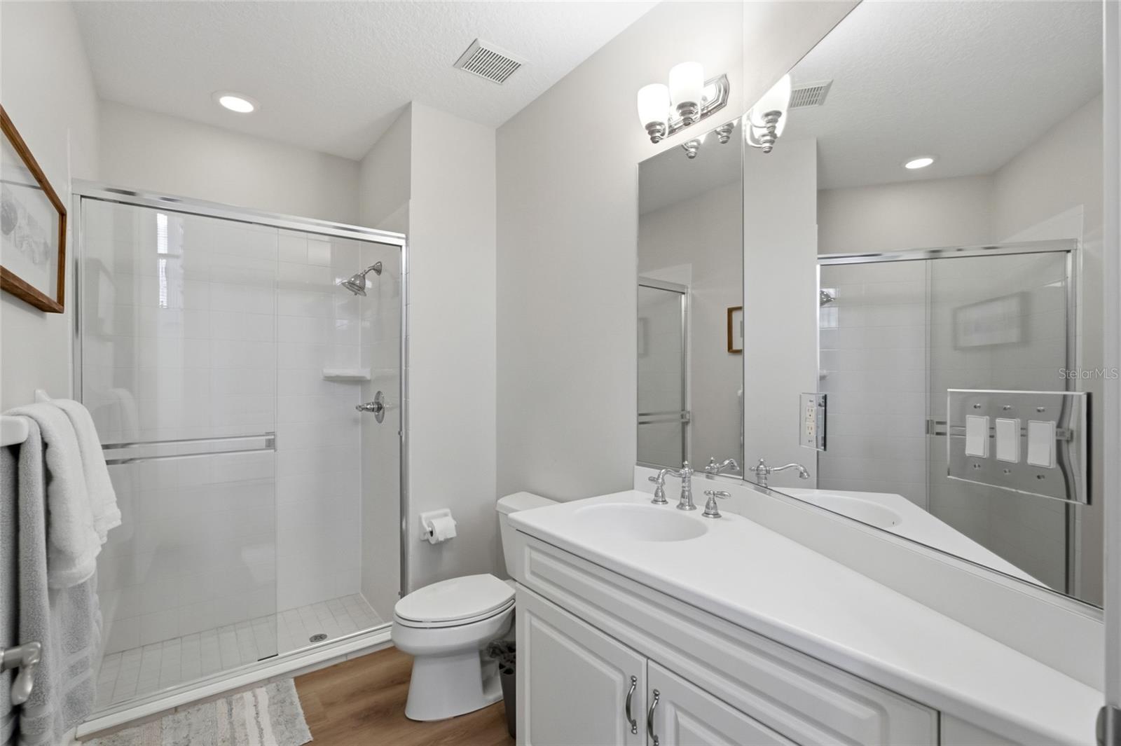 29 NORTHSHORE AVE