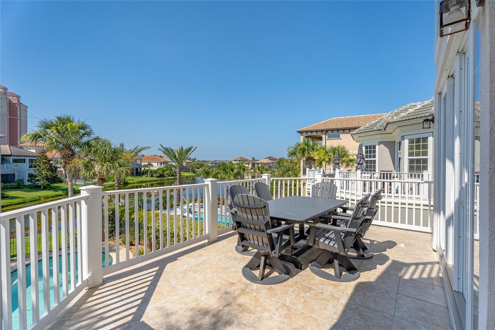 29 NORTHSHORE AVE