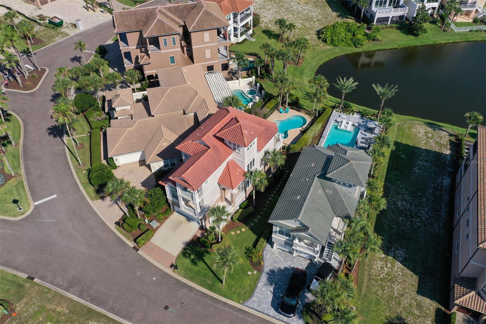 29 NORTHSHORE AVE
