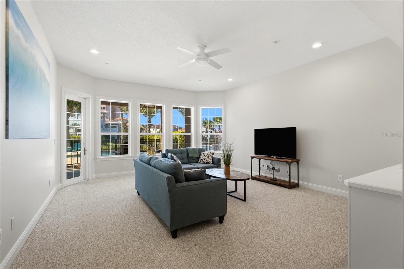 29 NORTHSHORE AVE