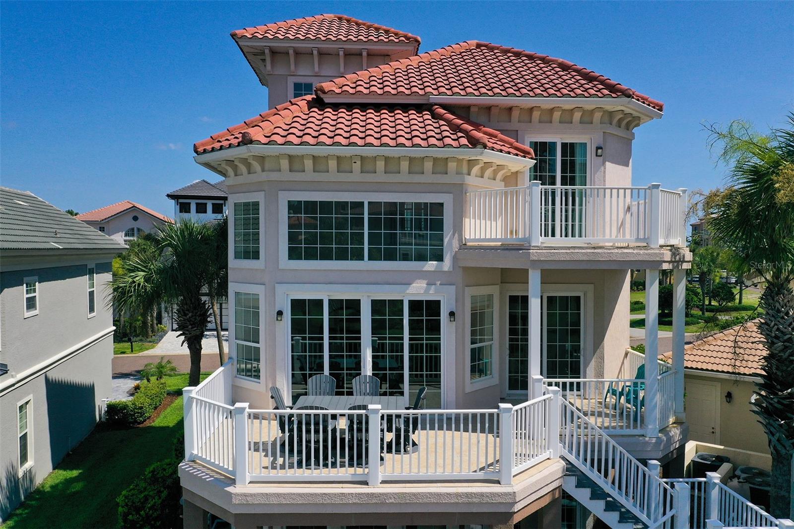 29 NORTHSHORE AVE