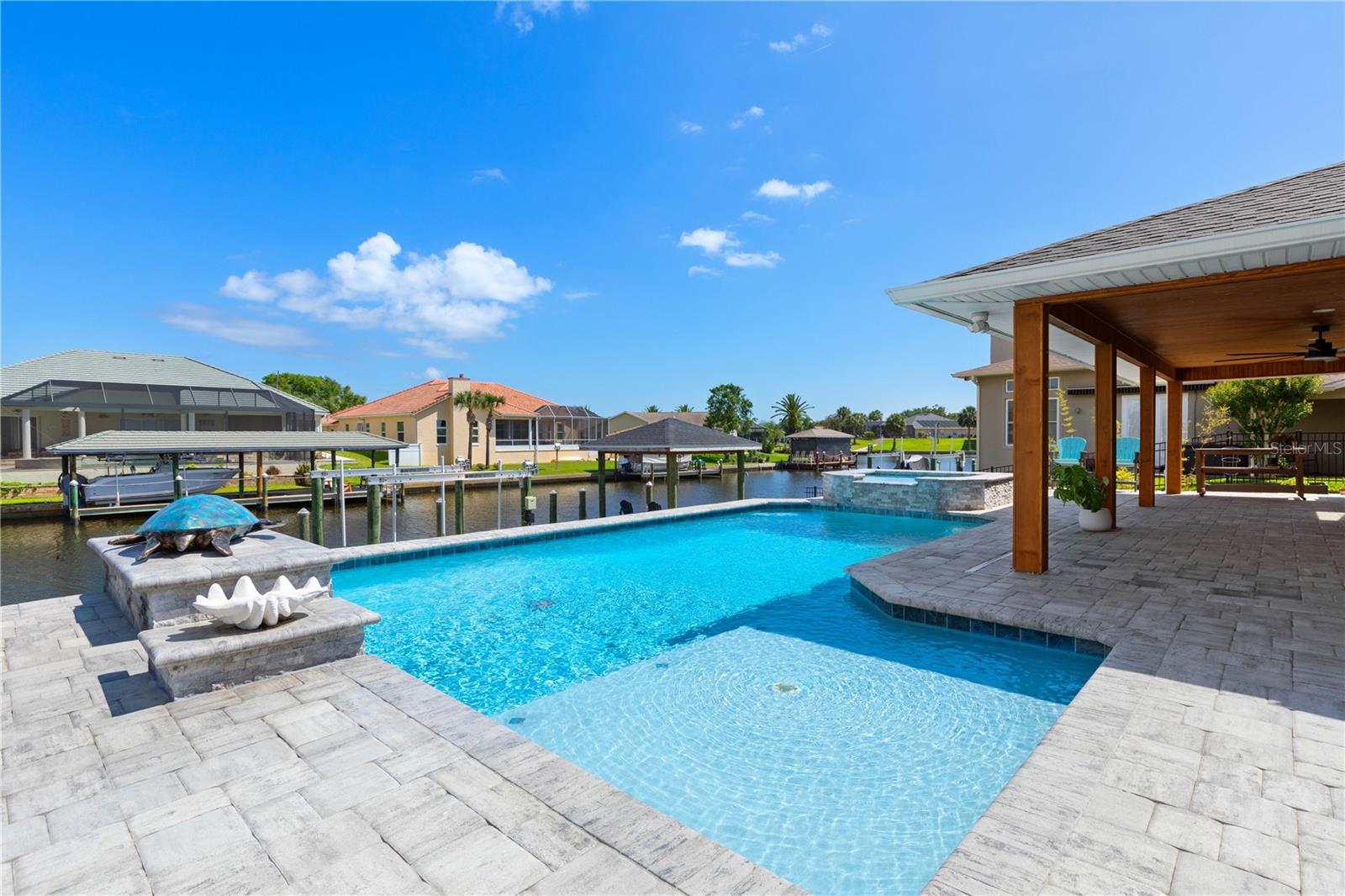 13 FLAMETREE CT