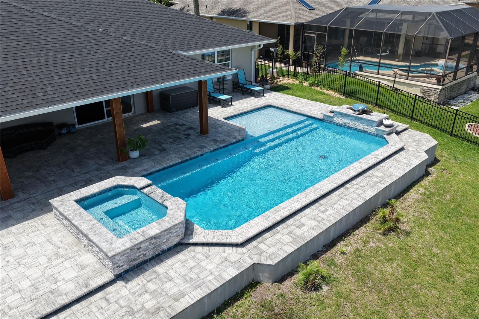13 FLAMETREE CT