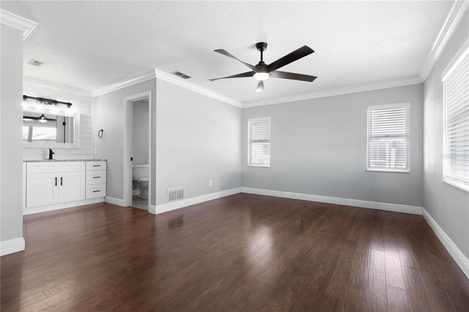 13 FLAMETREE CT