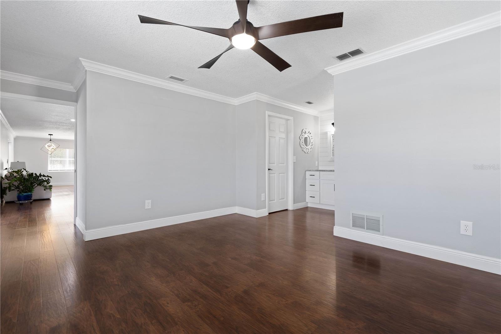 13 FLAMETREE CT