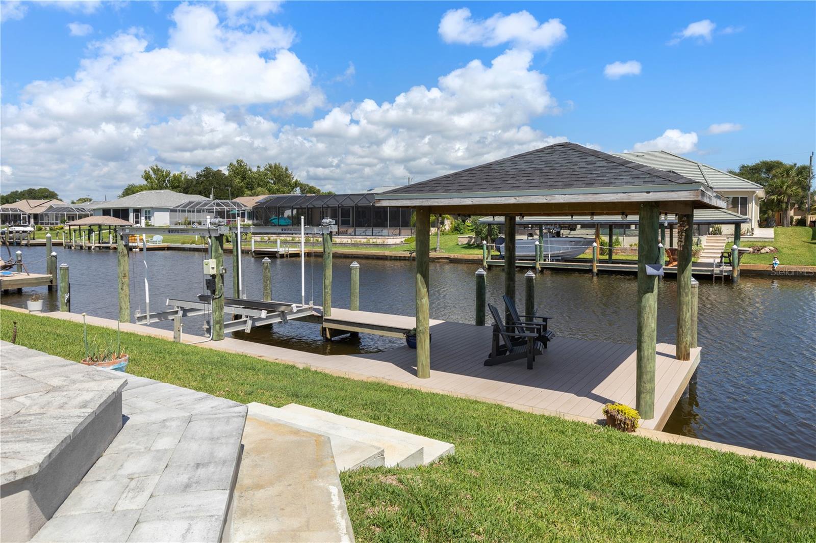 13 FLAMETREE CT