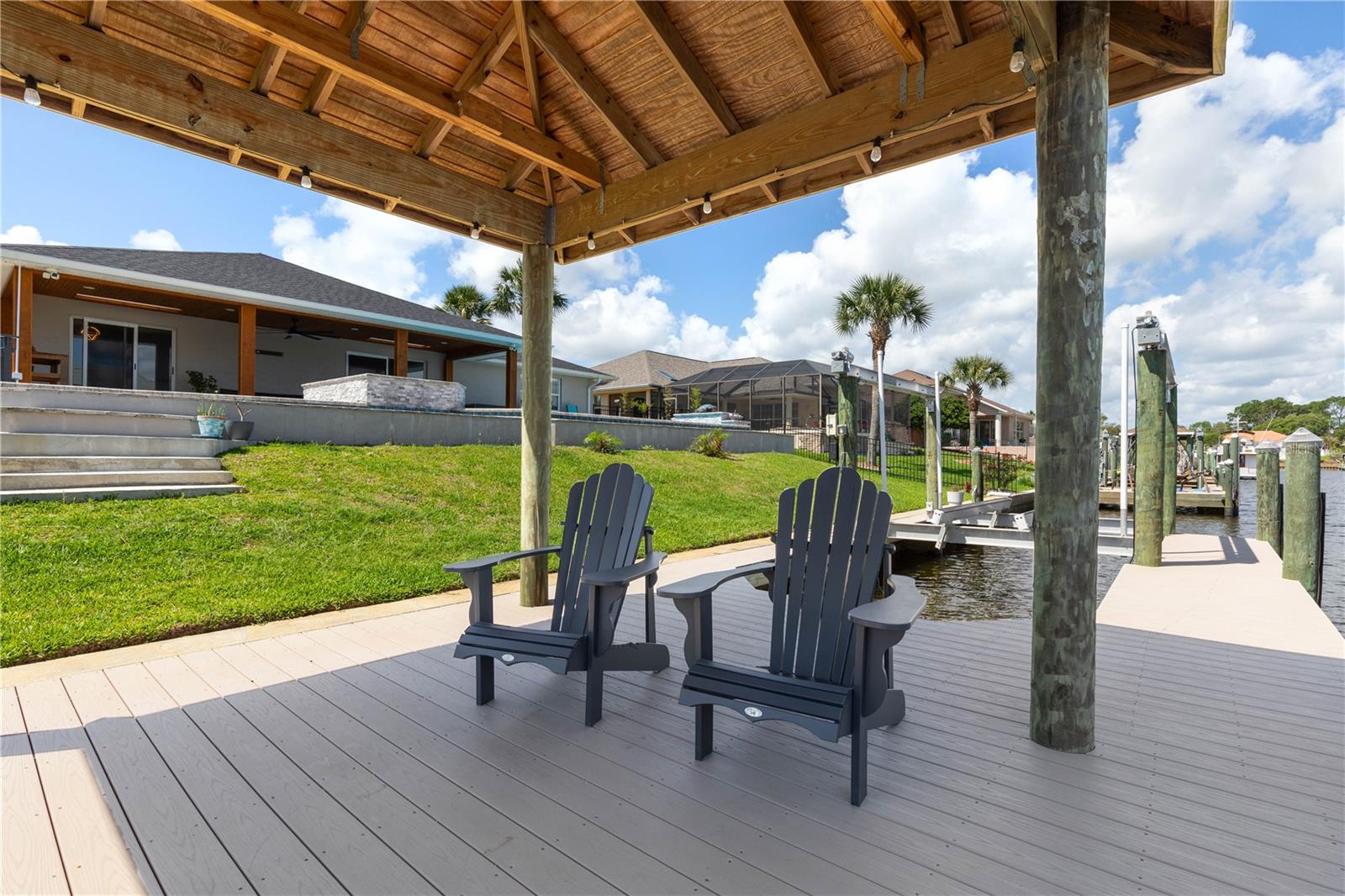 13 FLAMETREE CT