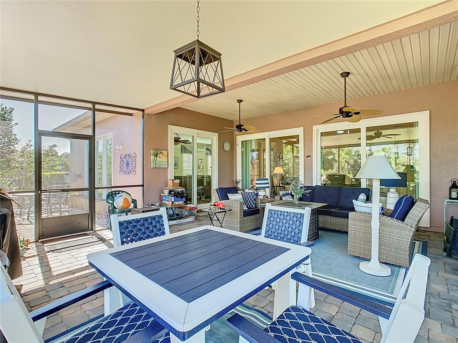 1155 N GLENDORA RD