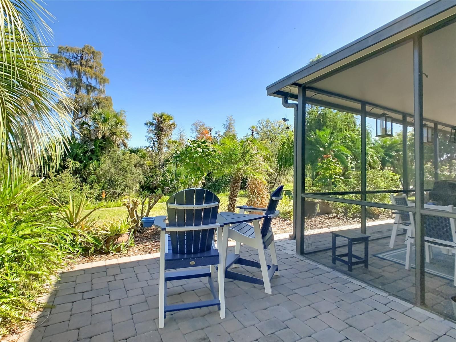 1155 N GLENDORA RD
