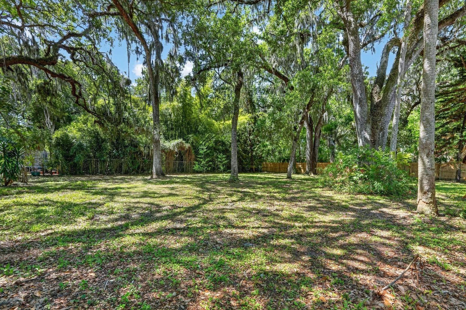 12 DAWSON DR