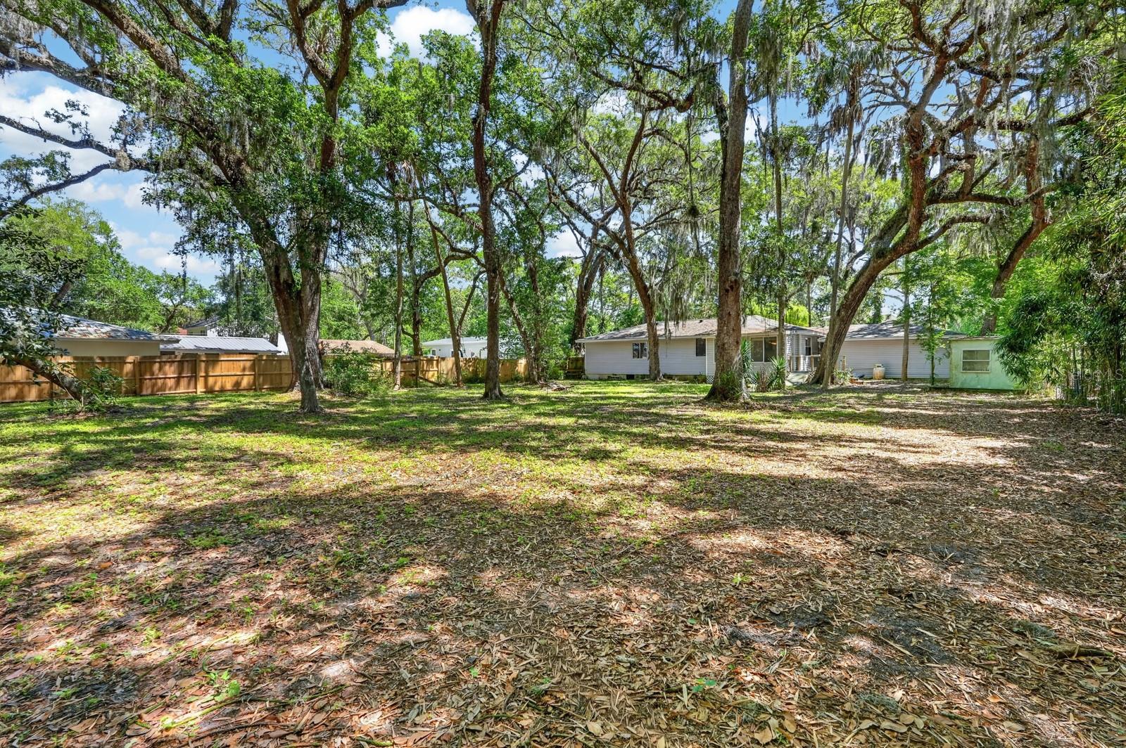 12 DAWSON DR