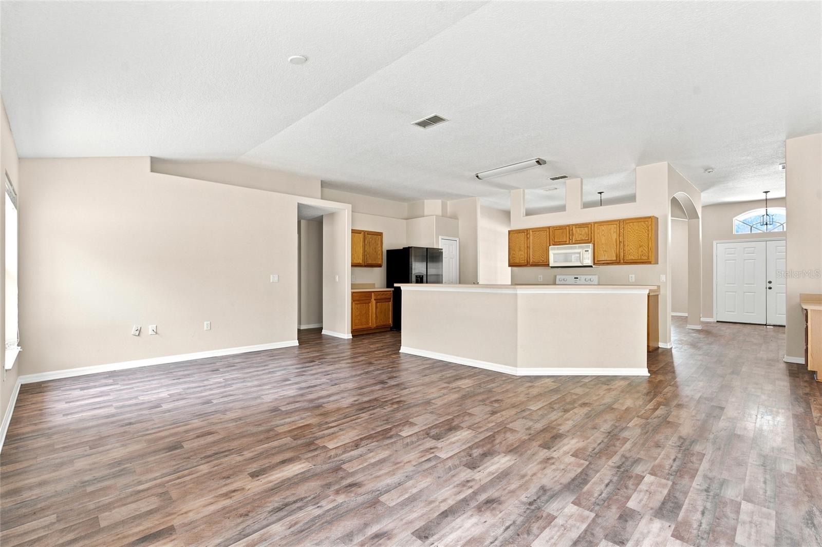 103 WOODSIDE DR