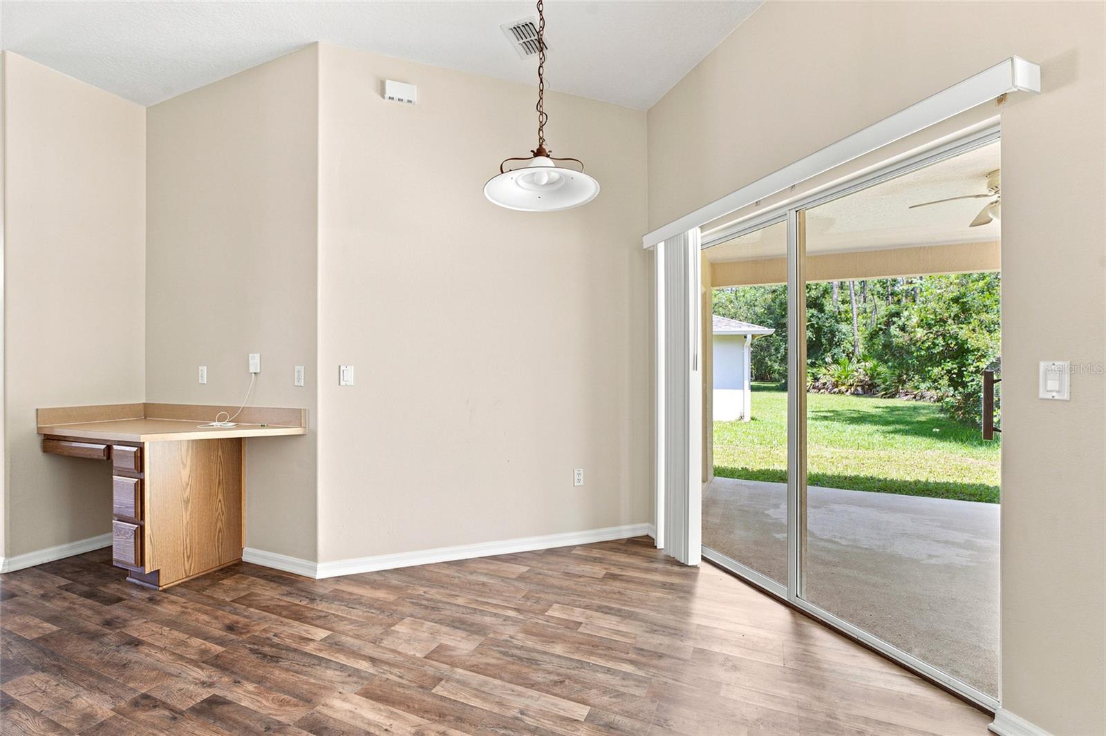 103 WOODSIDE DR