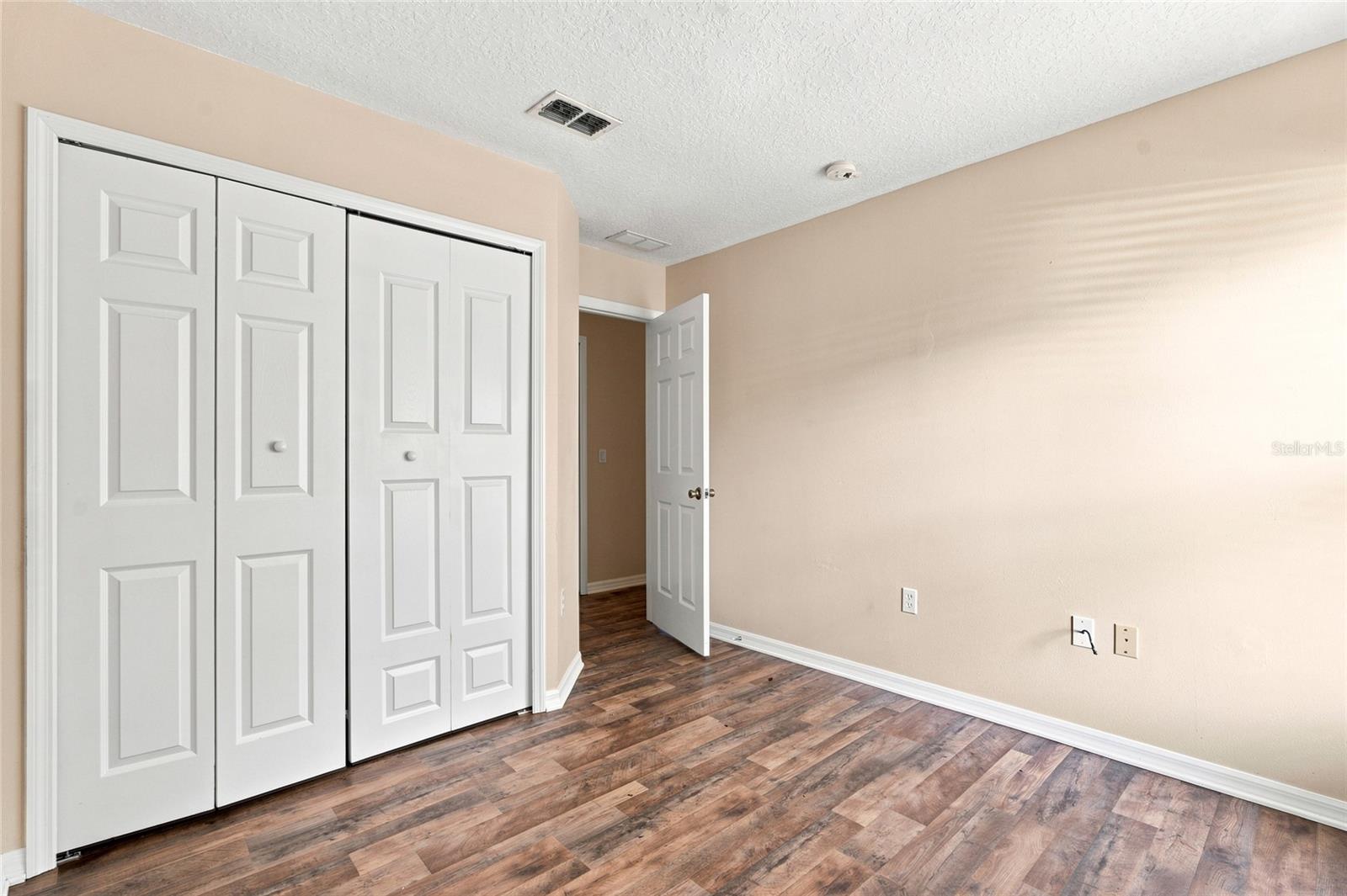 103 WOODSIDE DR