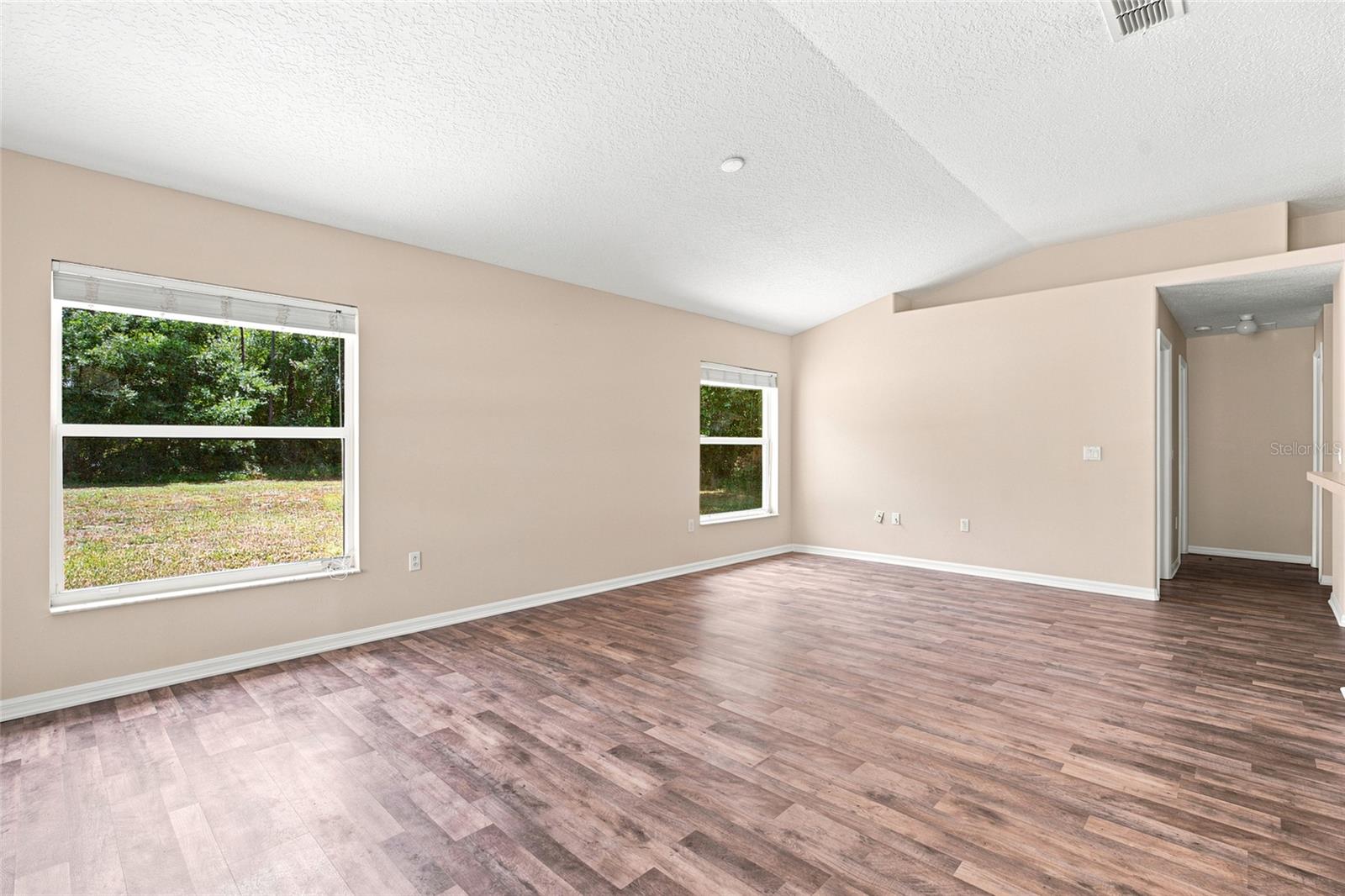 103 WOODSIDE DR