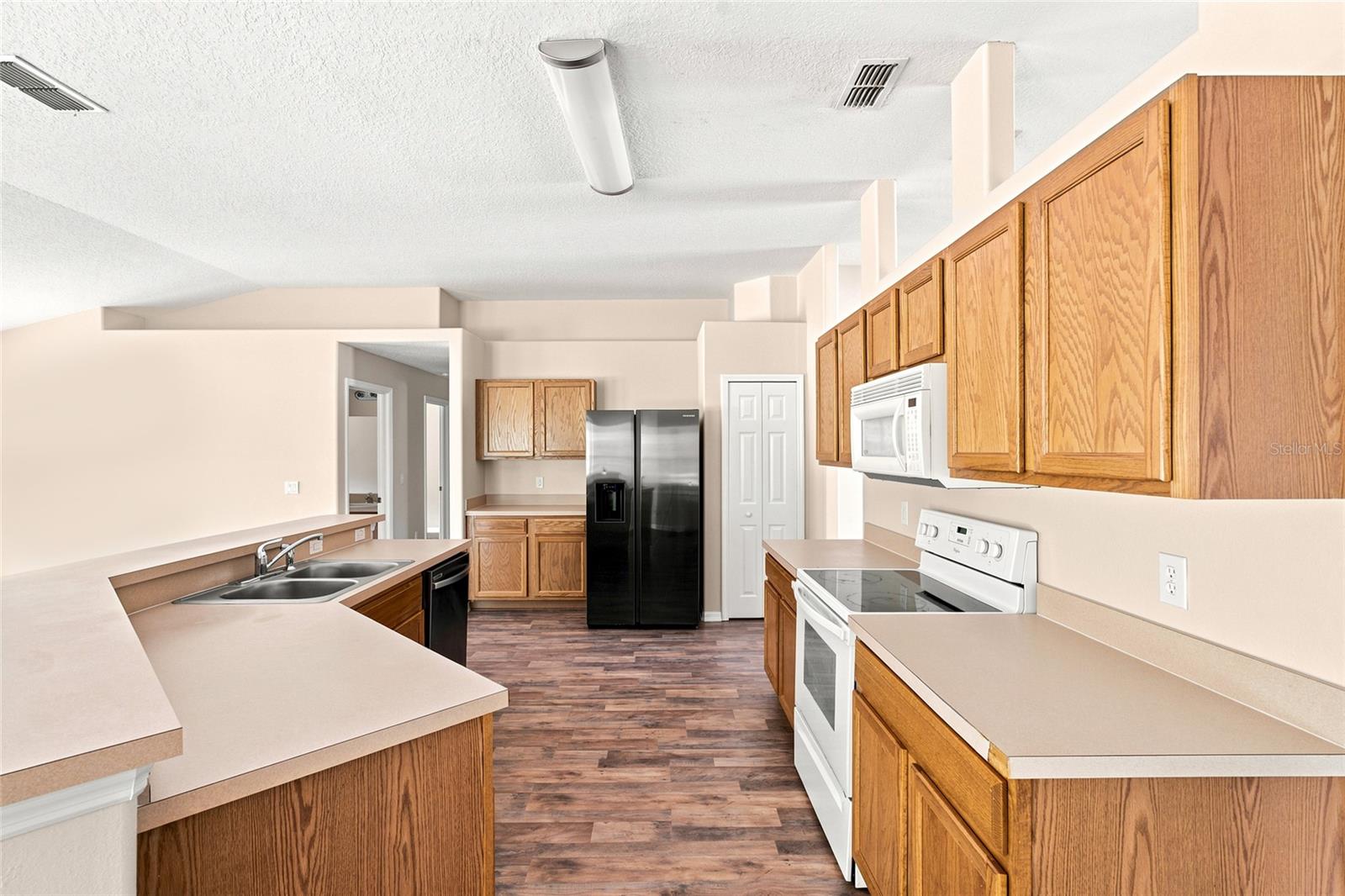103 WOODSIDE DR