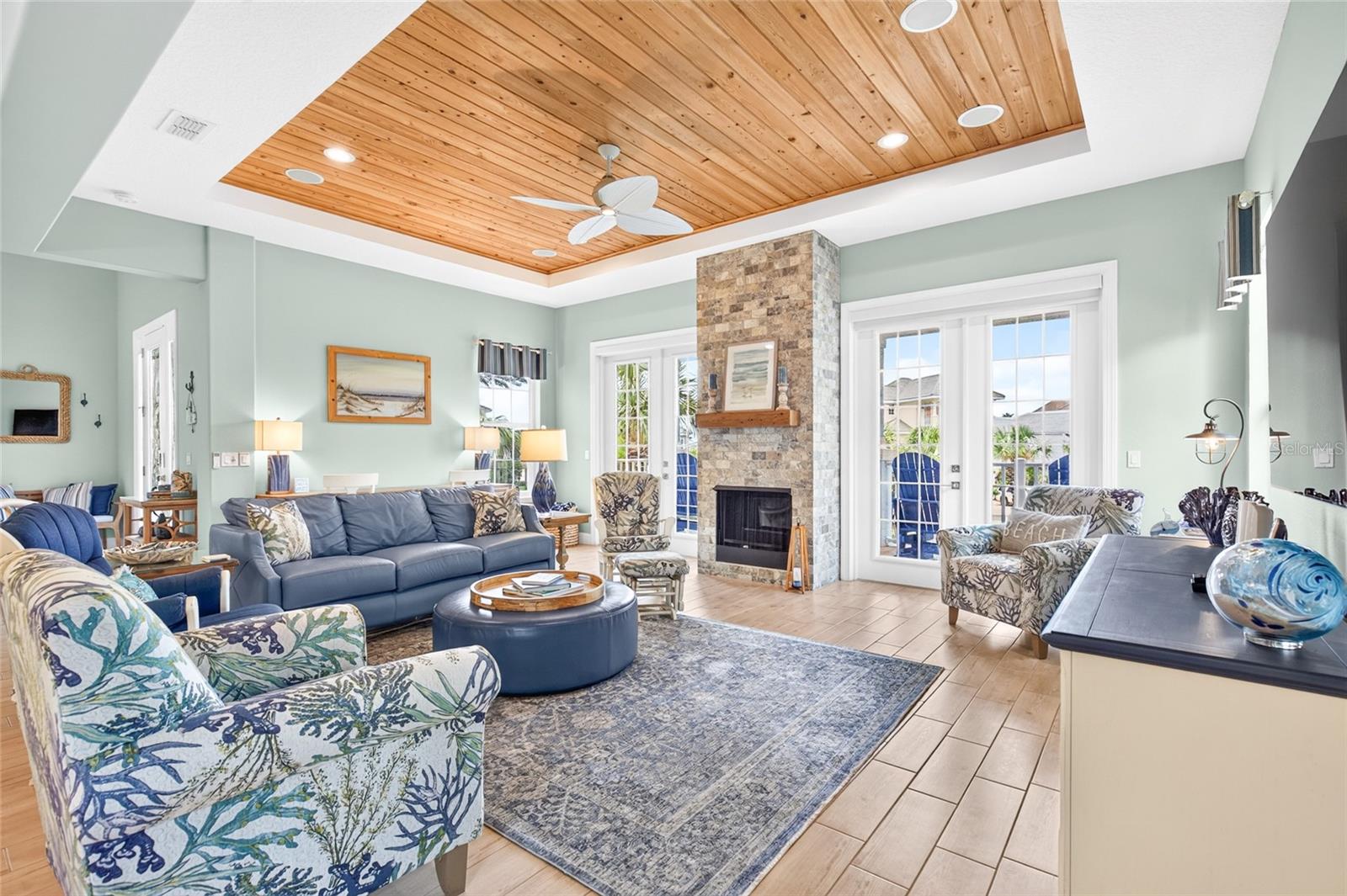 550 CINNAMON BEACH LN