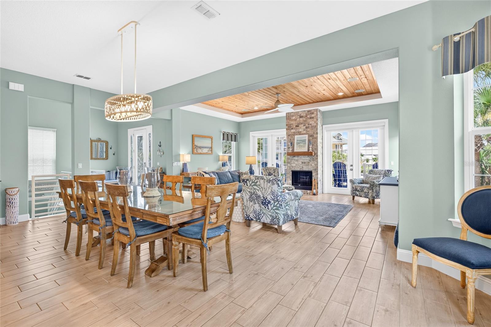 550 CINNAMON BEACH LN