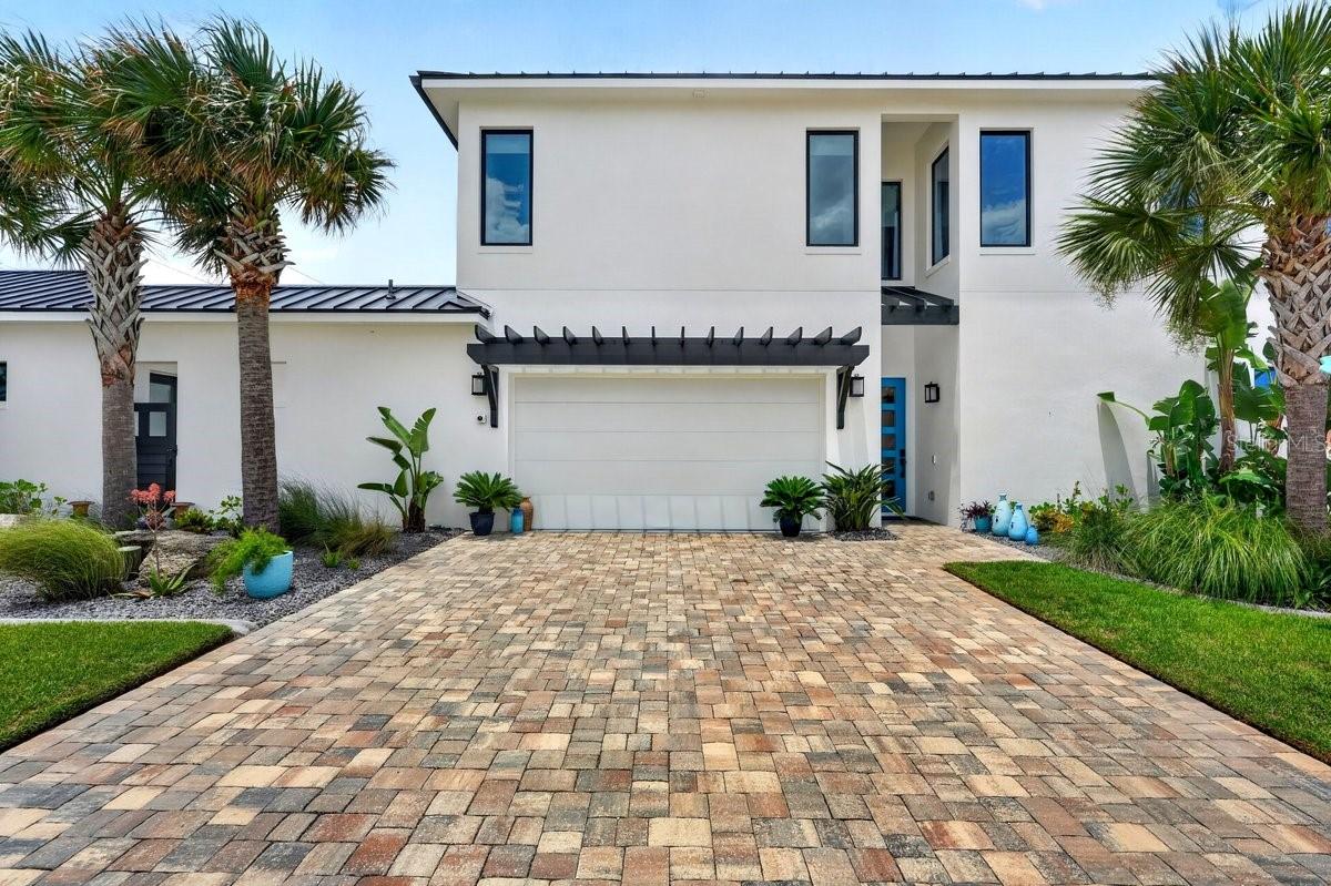 2574 S OCEAN SHORE BLVD