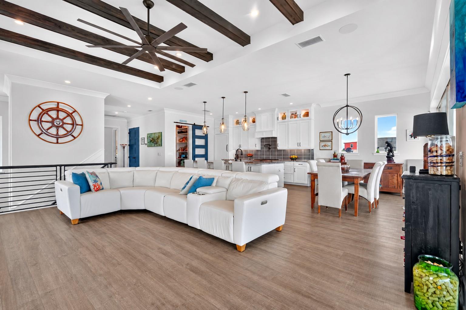 2574 S OCEAN SHORE BLVD