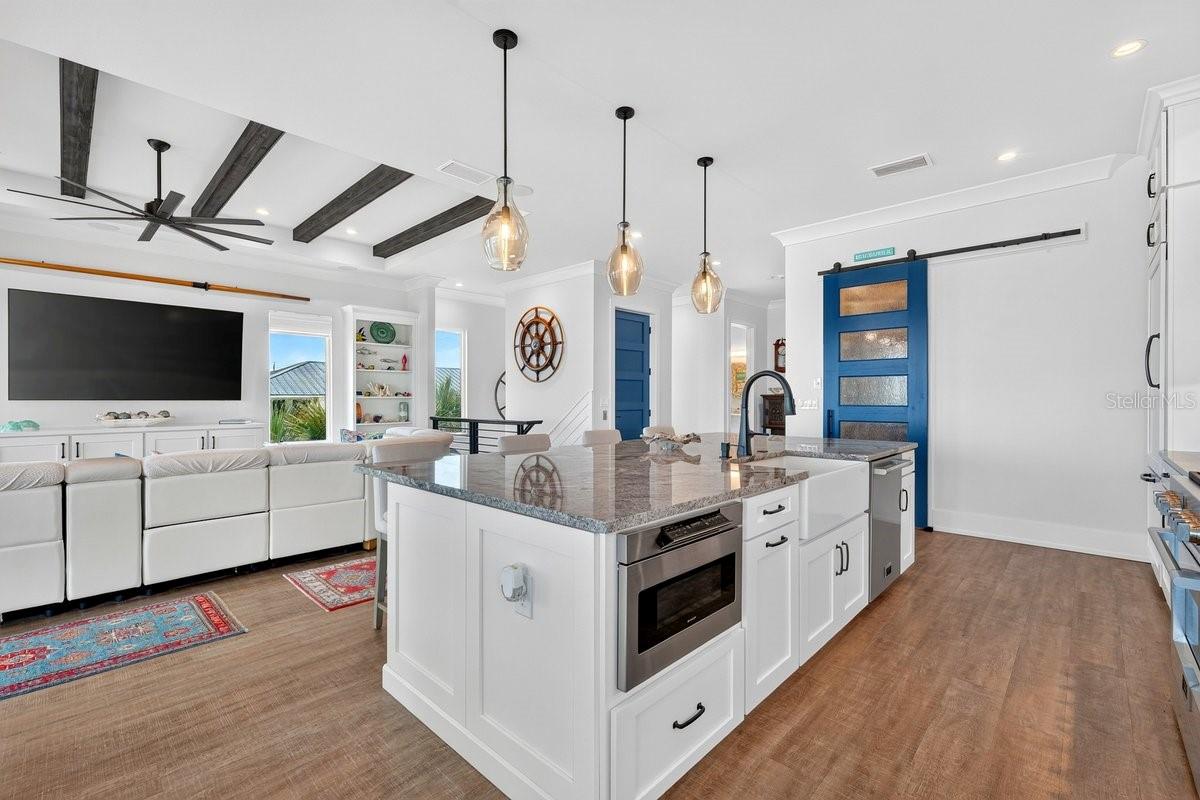 2574 S OCEAN SHORE BLVD