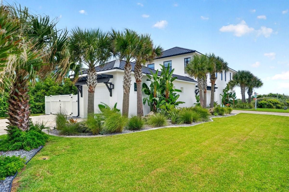 2574 S OCEAN SHORE BLVD