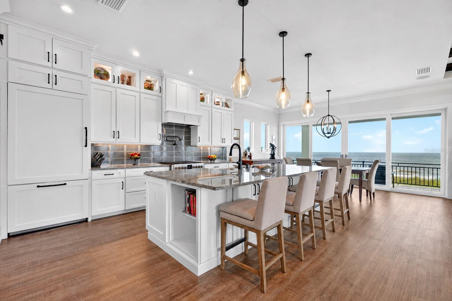 2574 S OCEAN SHORE BLVD