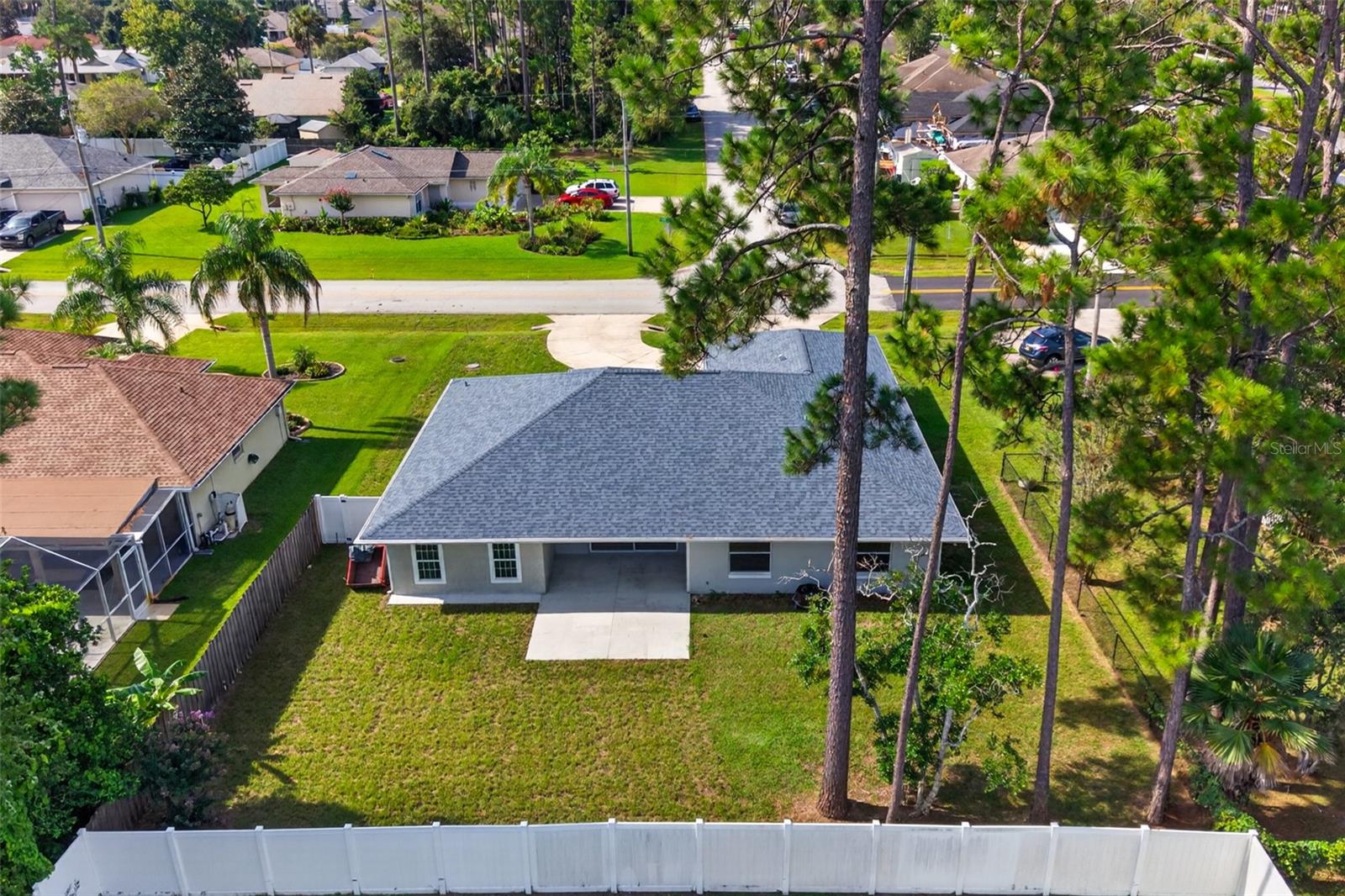3 POINT PLEASANT DR