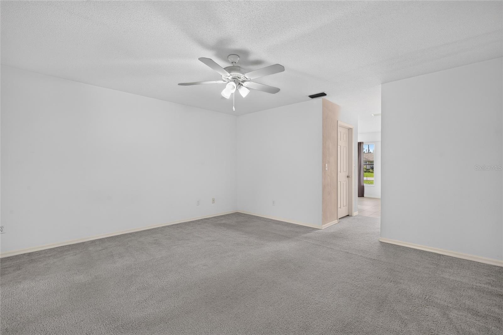 3 POINT PLEASANT DR