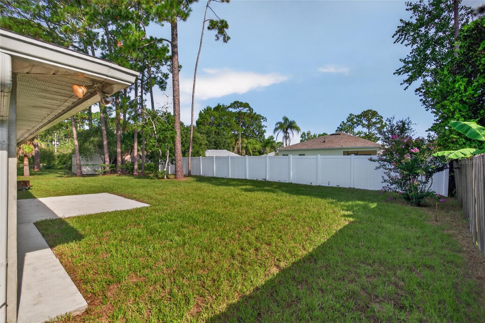 3 POINT PLEASANT DR