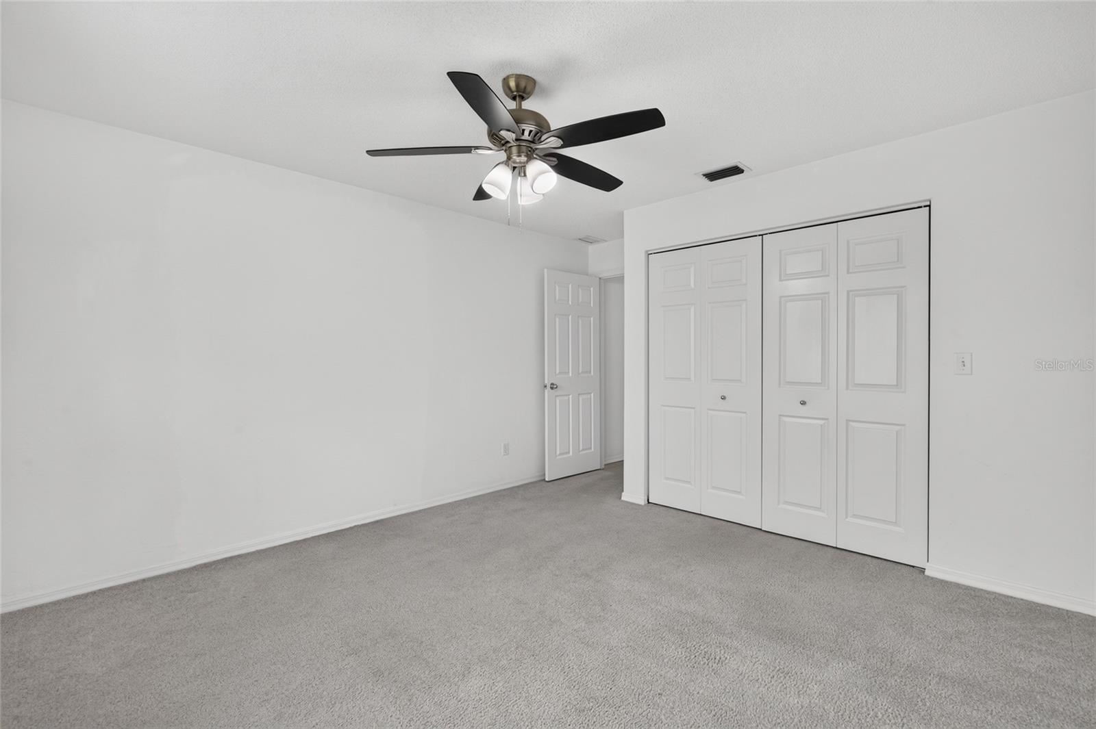 3 POINT PLEASANT DR