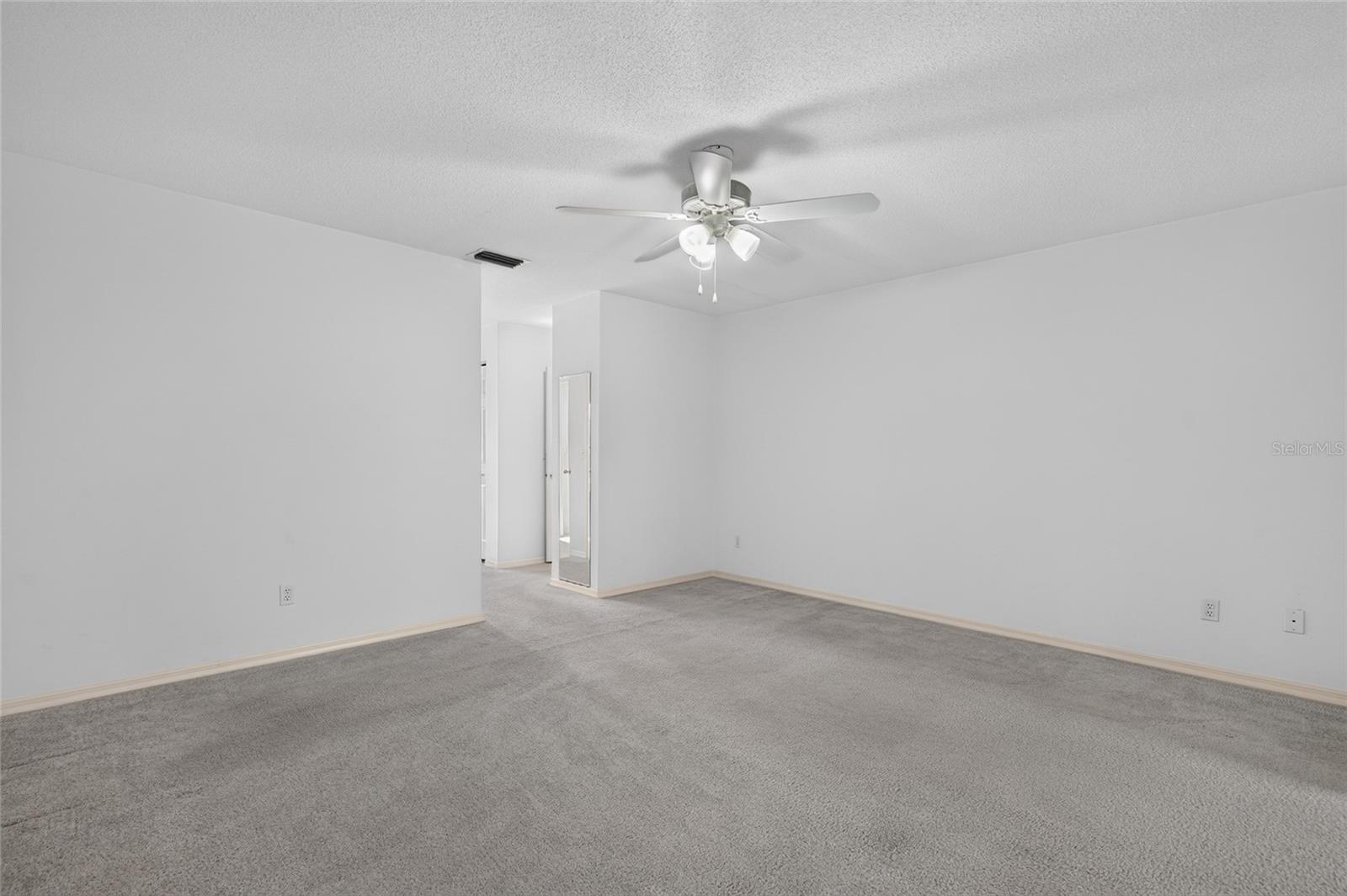 3 POINT PLEASANT DR