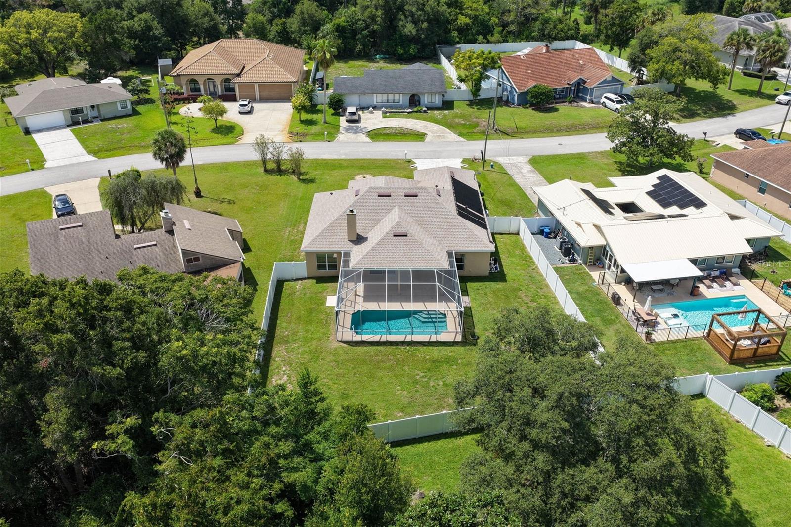 62 FORRESTER PL