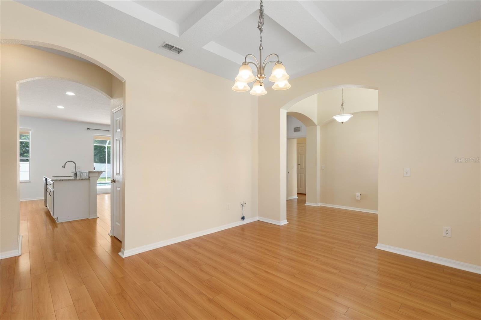 62 FORRESTER PL