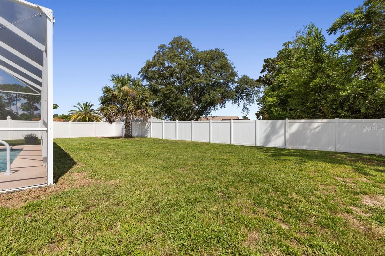 62 FORRESTER PL