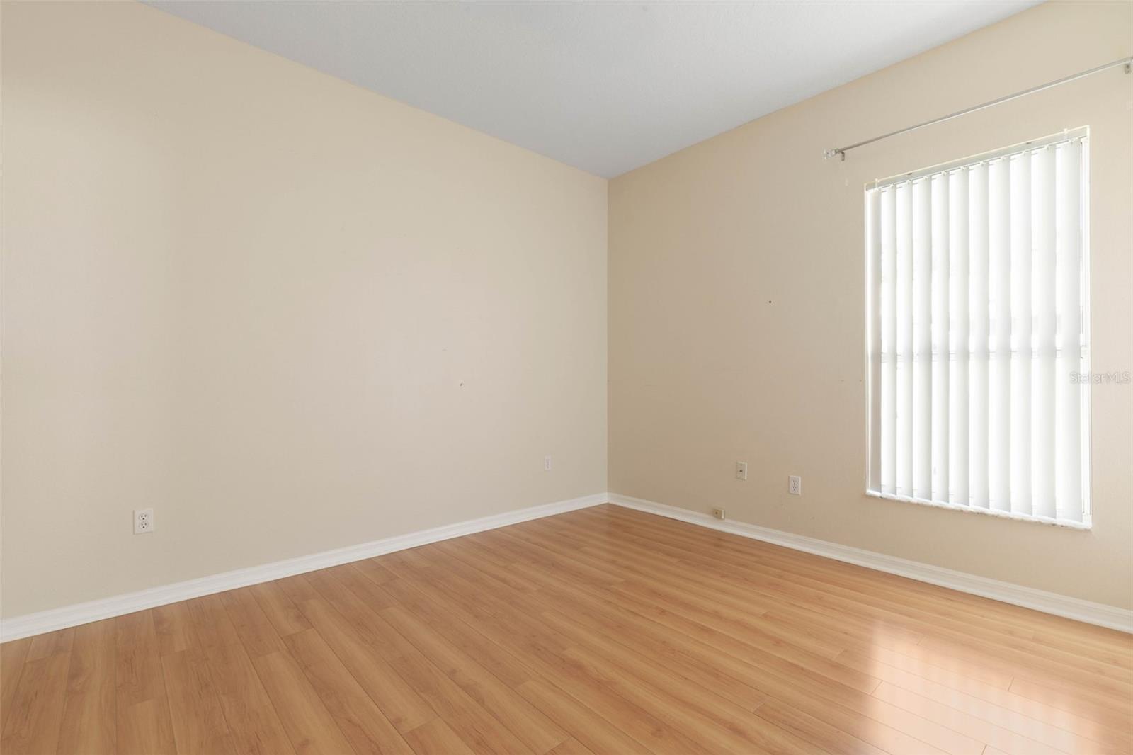 62 FORRESTER PL