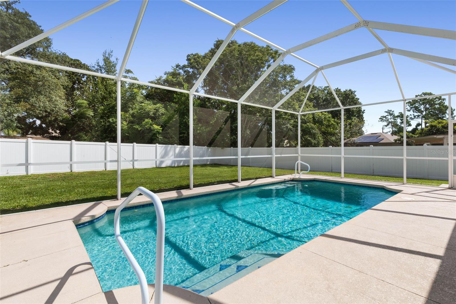 62 FORRESTER PL