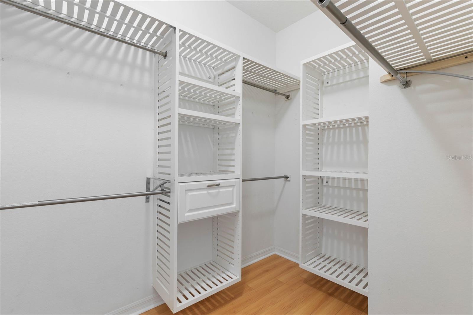 62 FORRESTER PL