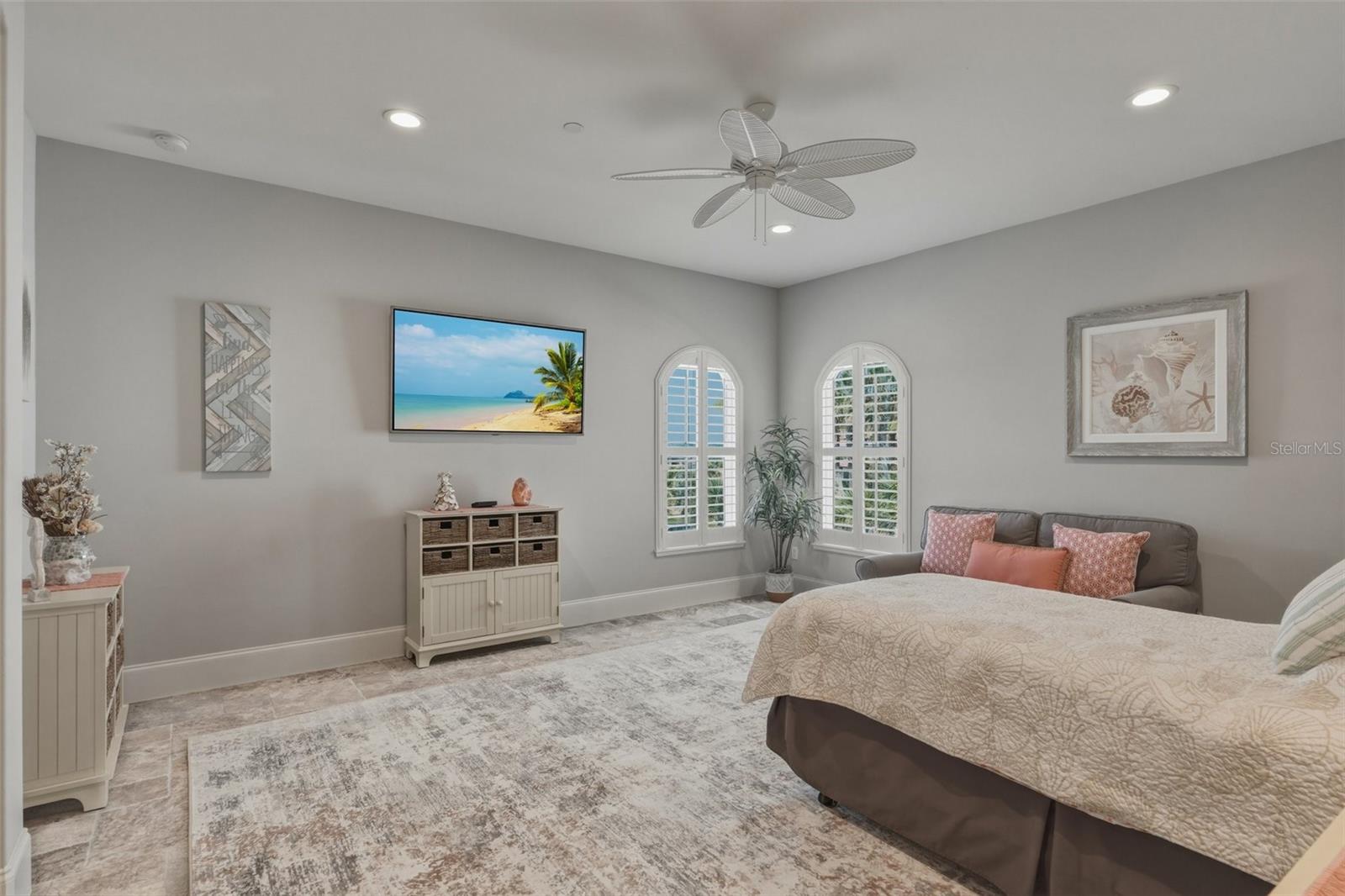 52 HAMMOCK BEACH CIR S