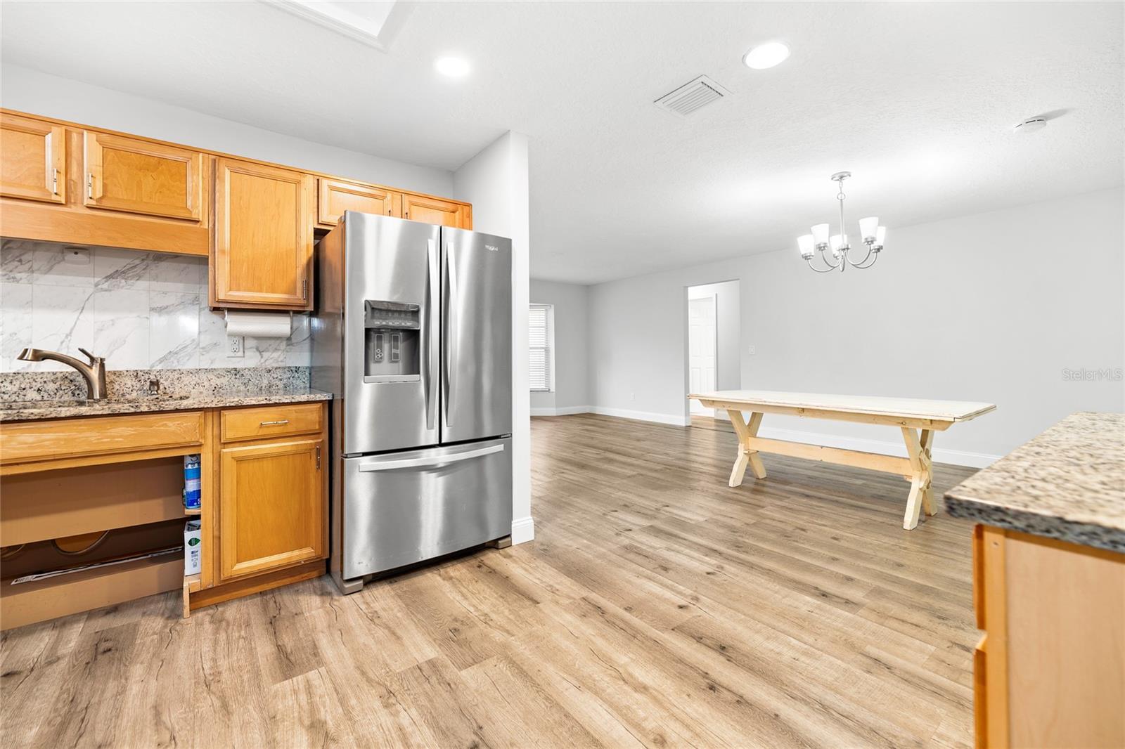 10 FELICIA CT