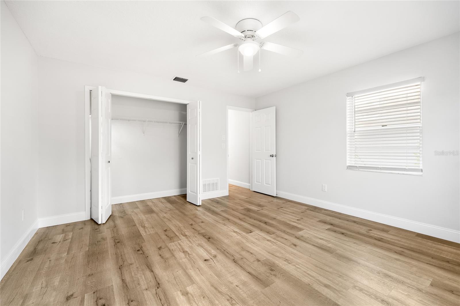 10 FELICIA CT